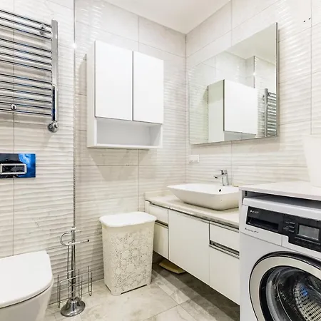 Spacious Flat In Kadikoy *
