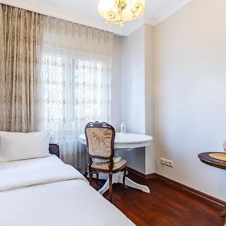 Spacious Flat In Kadikoy Lägenhet *
